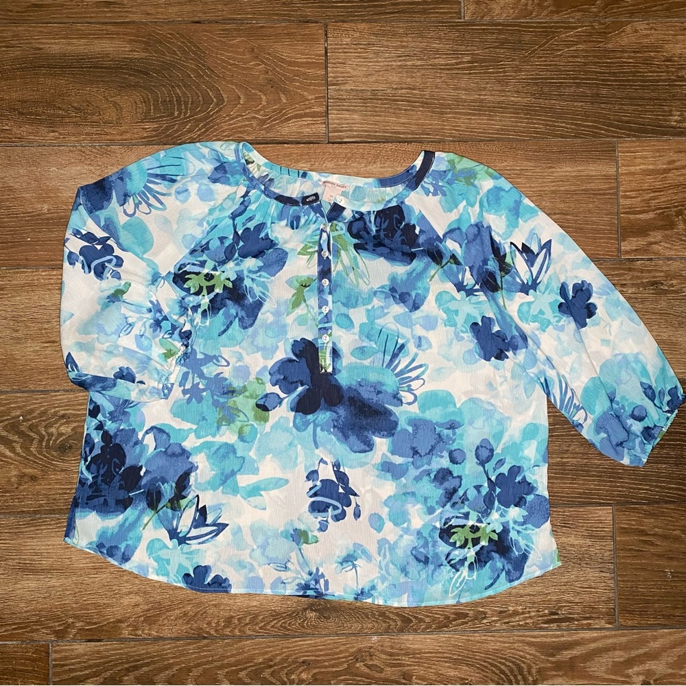 Blue Floral Blouse | PLUS SIZE || Allison Daley